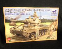 1:35 Bronco Models US Light Tank WWII M-24 Chaffee w/Crew Model Kit 