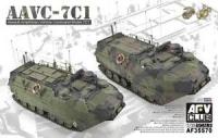 1/35 AAVC-7C1 Assault Amphibian Vehicle Command Model 7C1